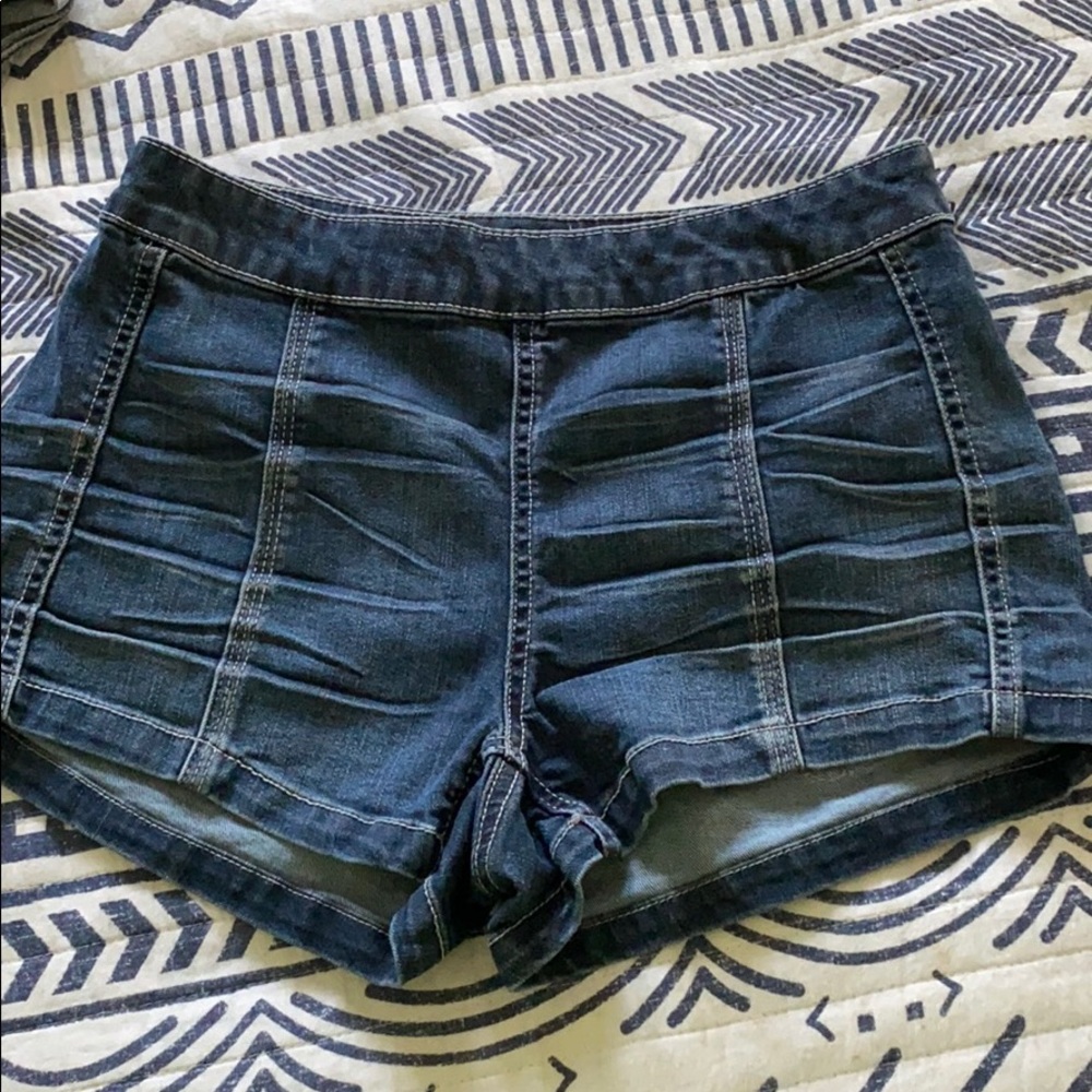 Shorts bundle!!💰 - Picture 4 of 12